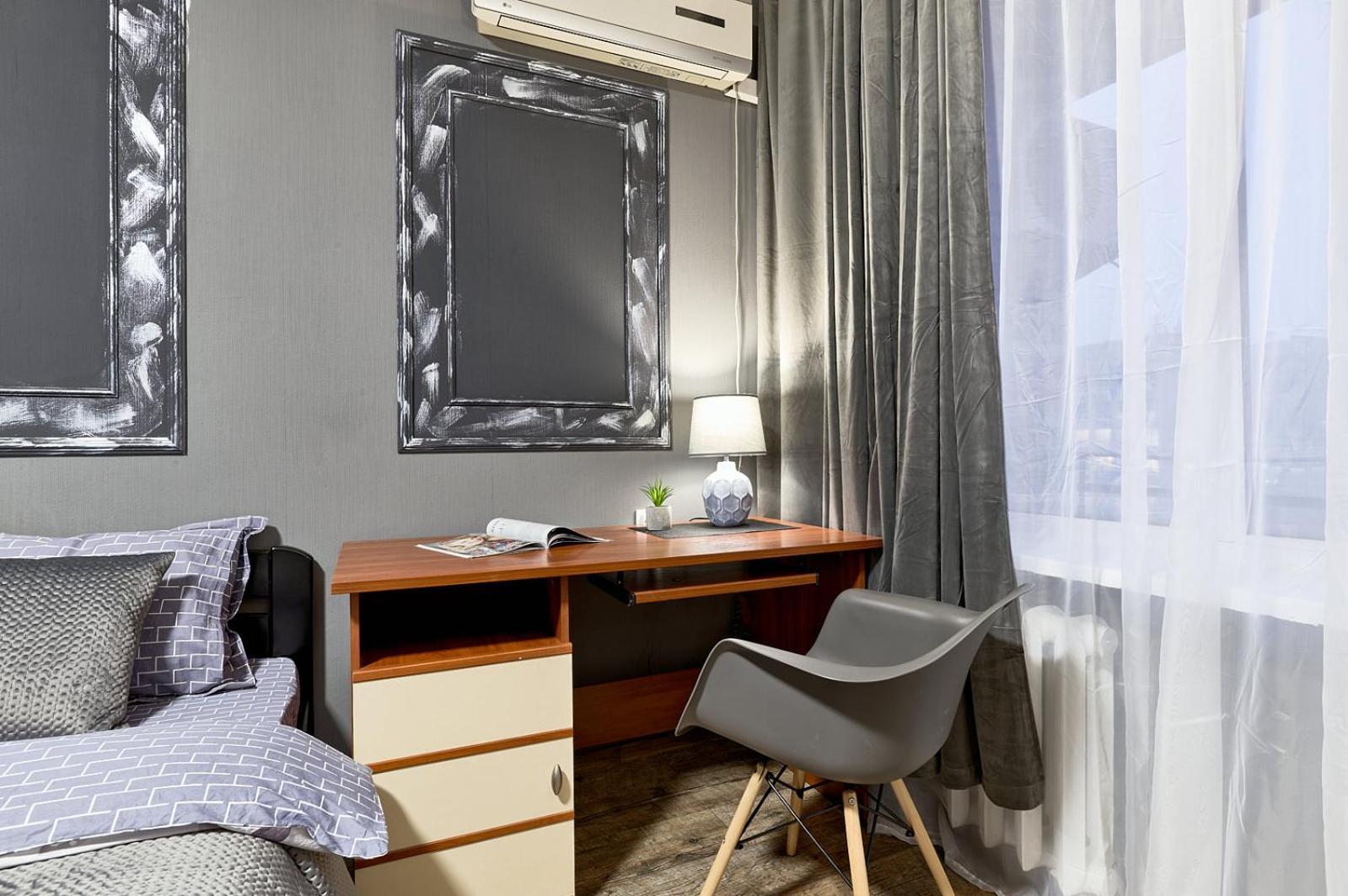 V80-28 SUPER LOFT - THREE 3 NEW BEDROOMS 100m2 MAIN STREET APART FOR BIG COMPANY, GOOD VIEW ON OLYMPIC STADIUM, Velyka Vasylkivska St, 80 Kiev Exteriör bild
